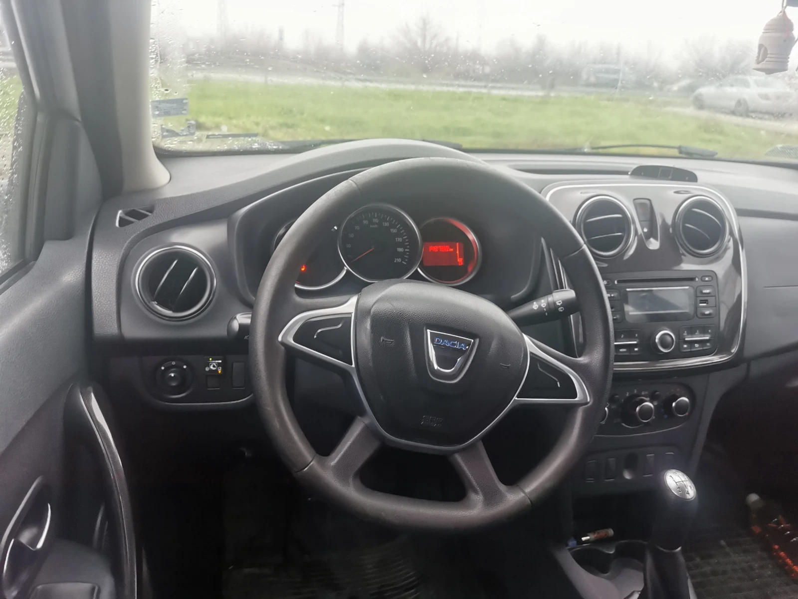 Dacia Sandero 1.0 AGU | Mobile.bg � ����������� 4