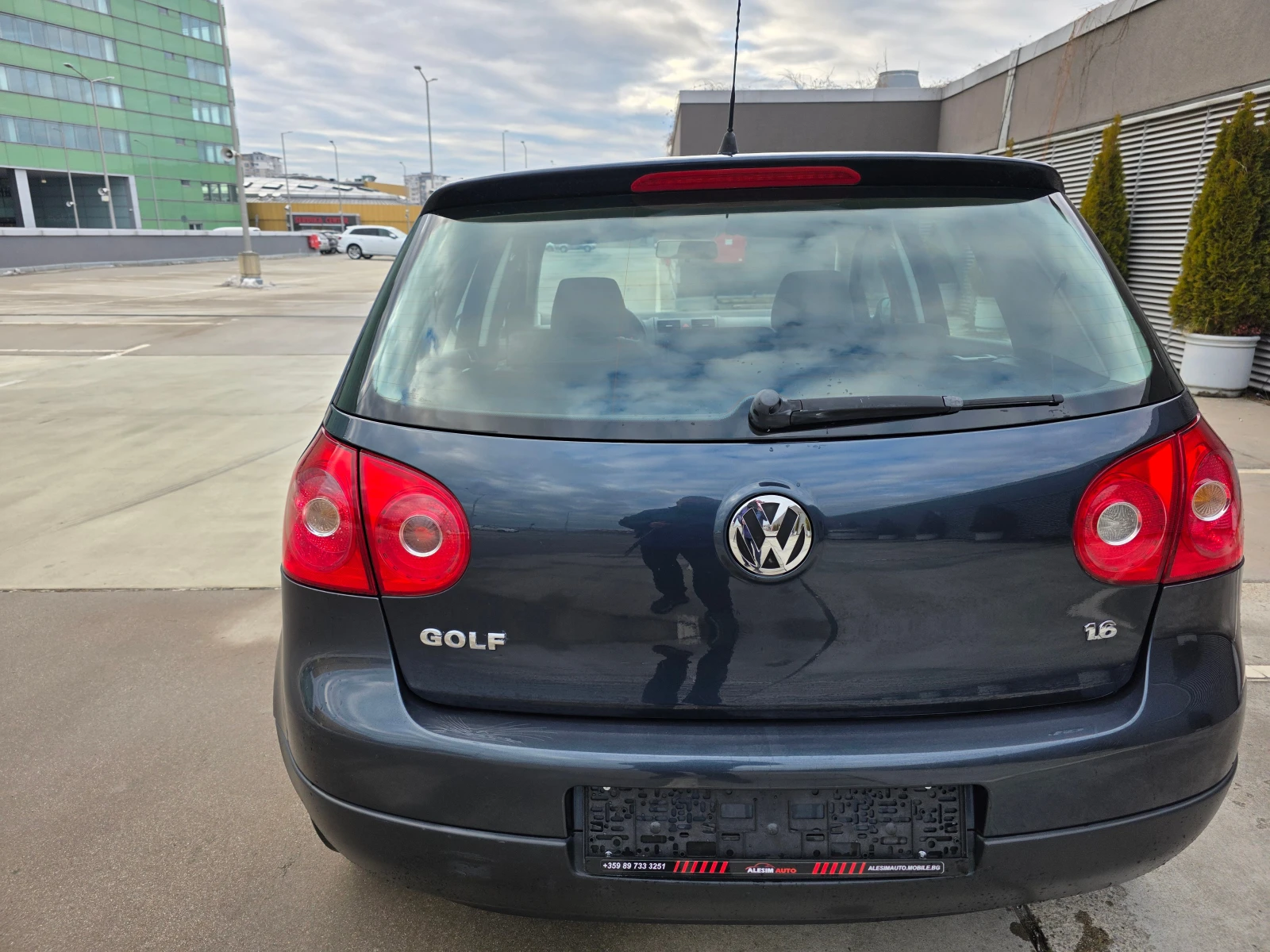 VW Golf  V-1.6-102 hp - изображение 6