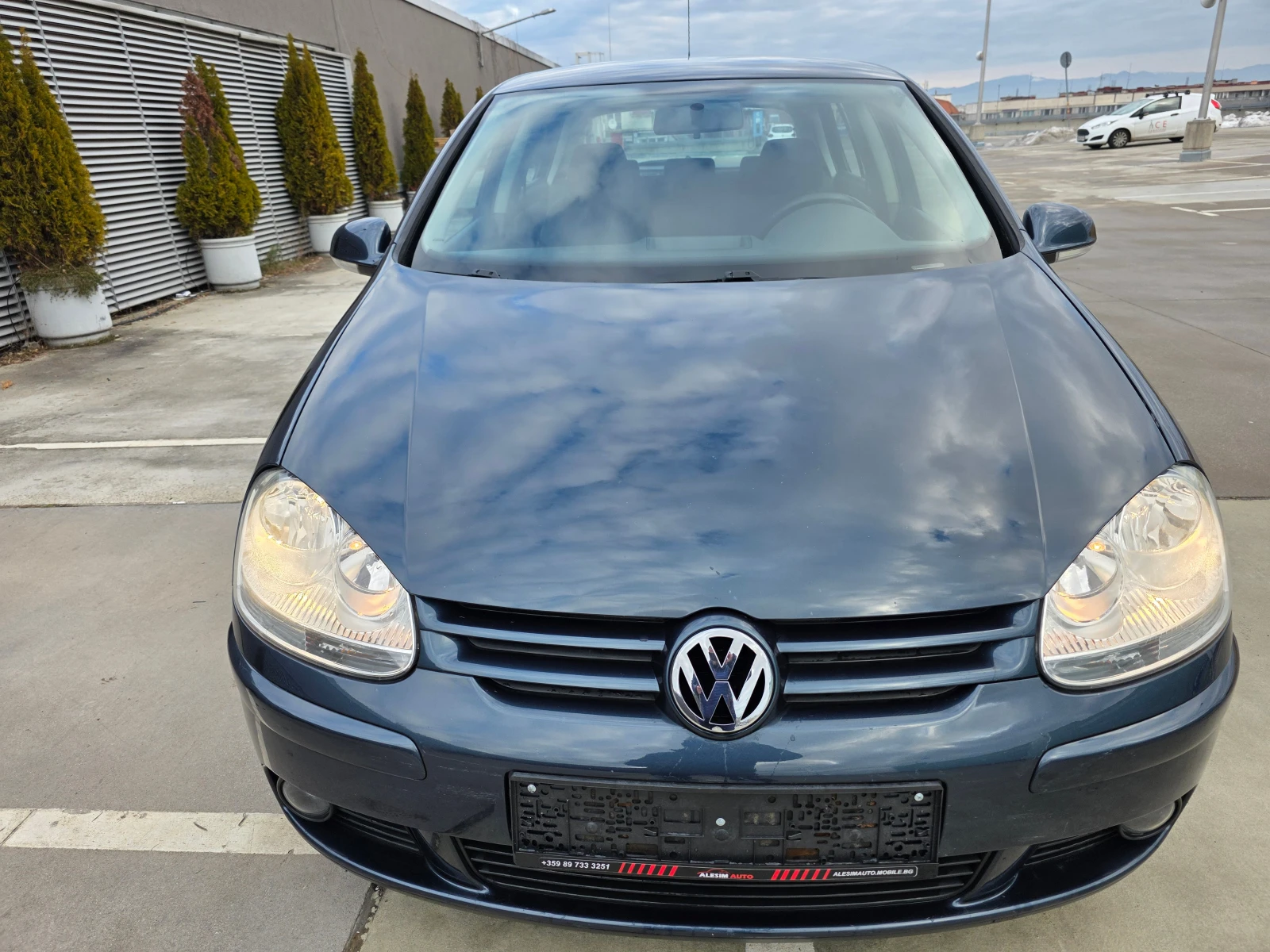 VW Golf  V-1.6-102 hp - изображение 2