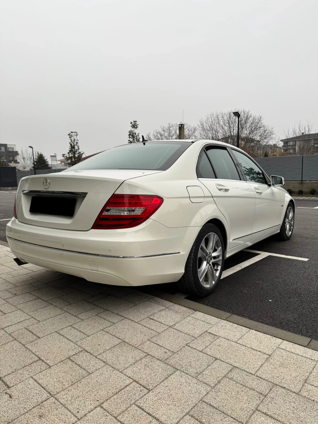 Mercedes-Benz C 200 Avantgarde Facelift  - изображение 6