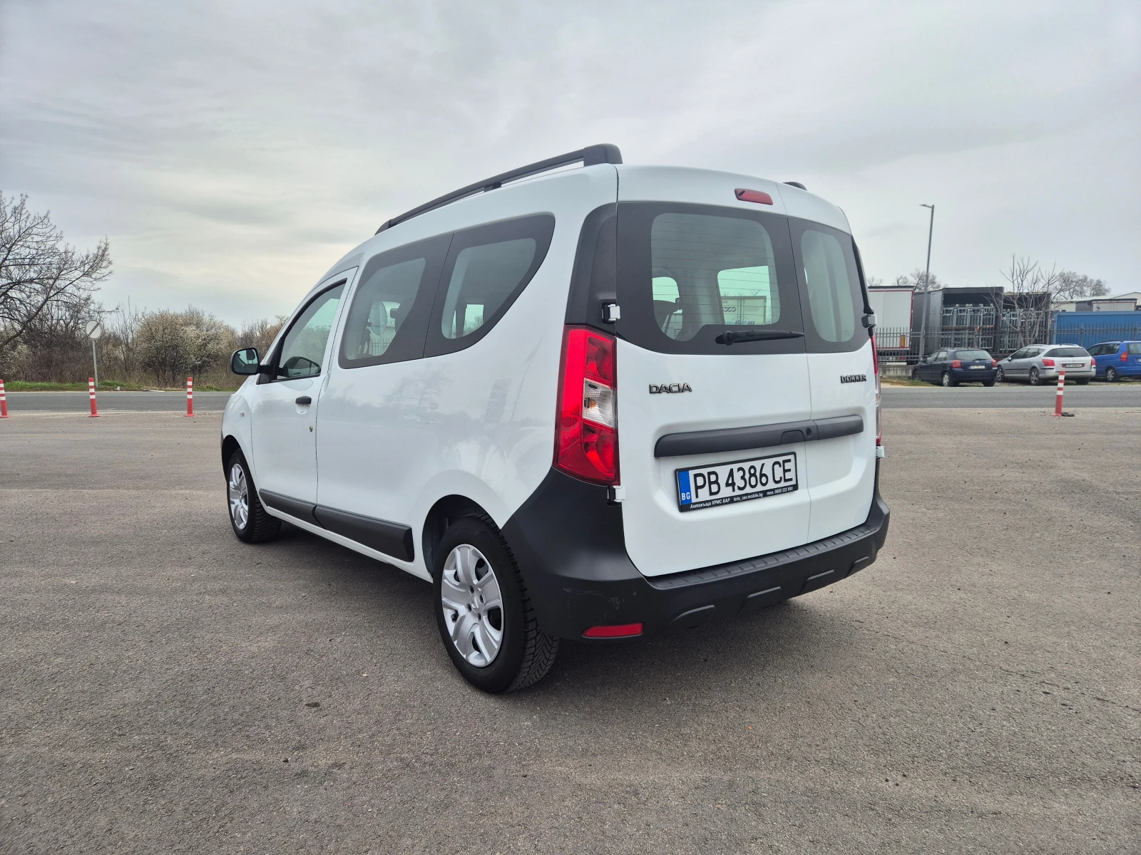 Dacia Dokker N1-M/T 1.5 DCI, снимка 3 - Автомобили и джипове - 53949253