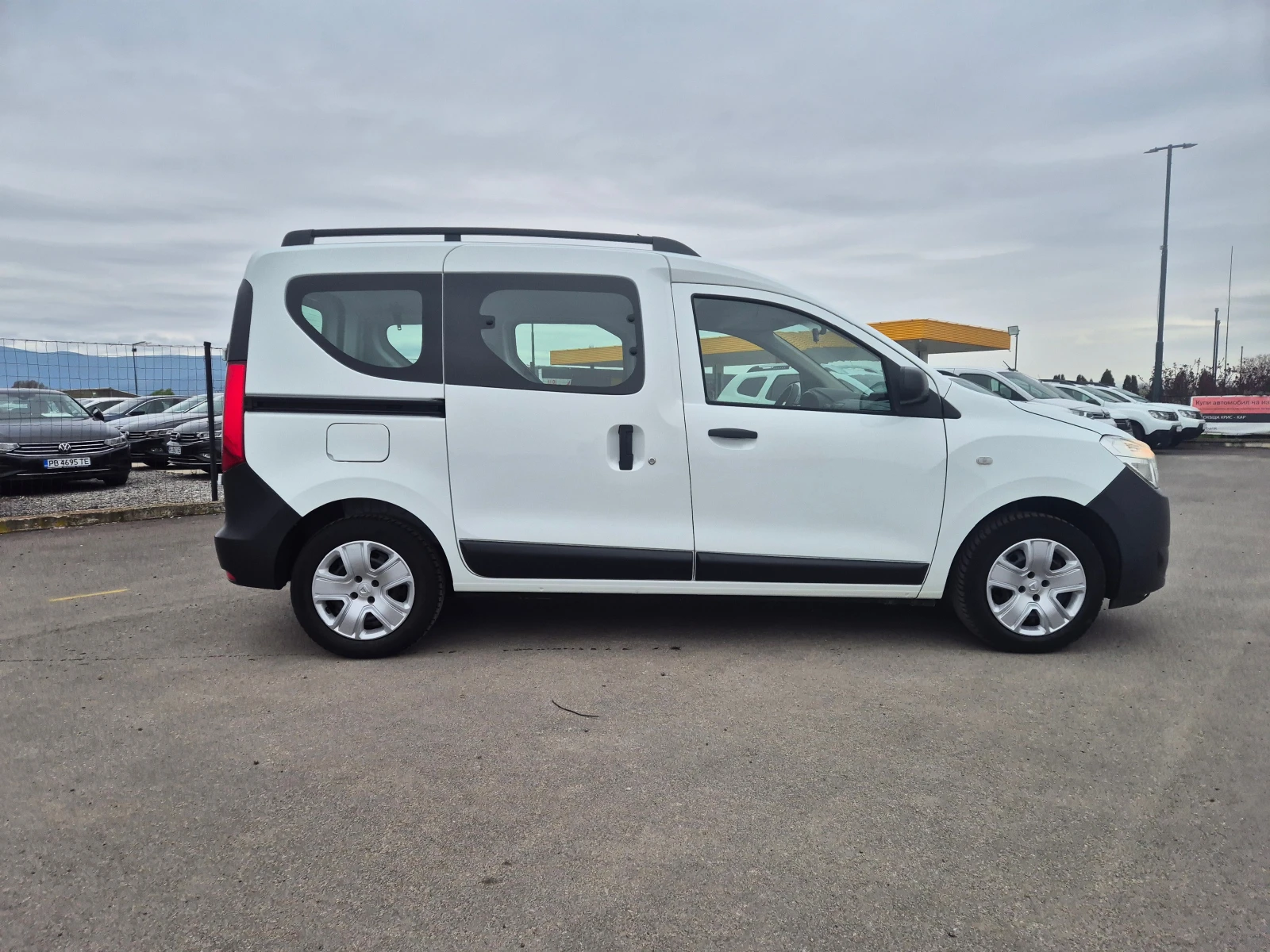 Dacia Dokker N1-M/T 1.5 DCI, снимка 6 - Автомобили и джипове - 53949253