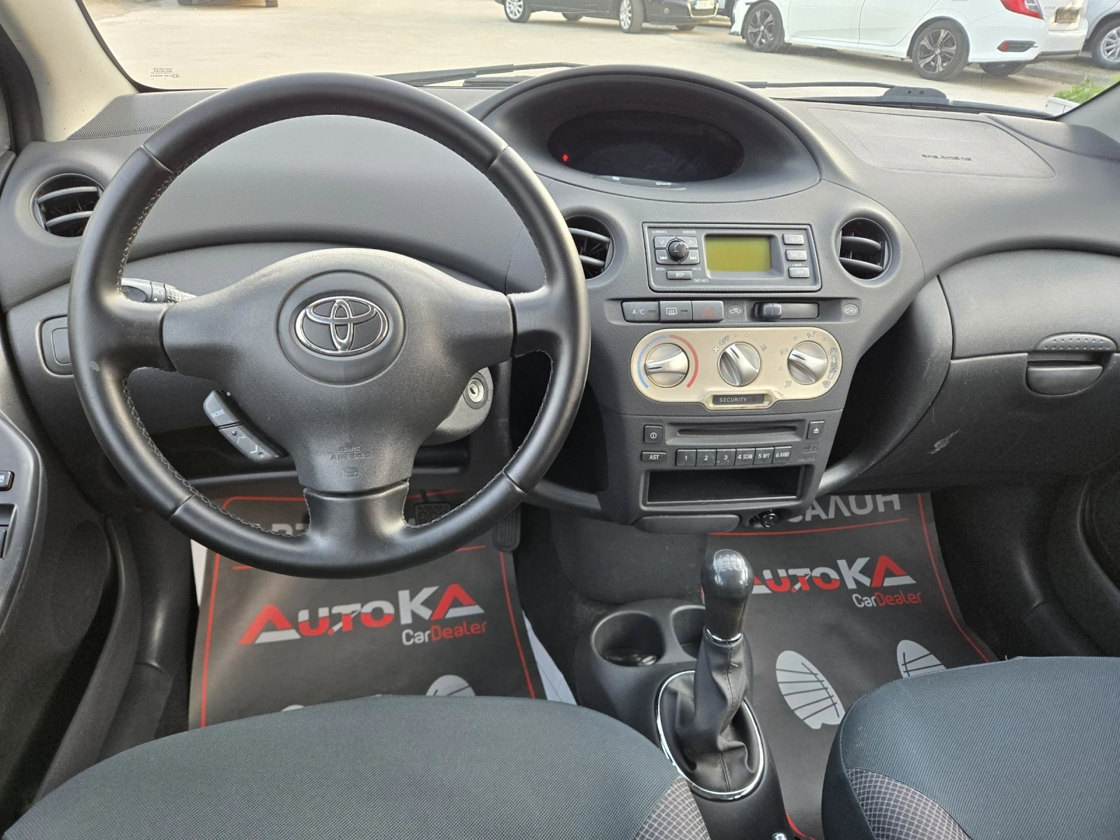 Toyota Yaris 1.3vvti-87кс= 154.000км= КЛИМАТИК, снимка 11 - Автомобили и джипове - 53990344