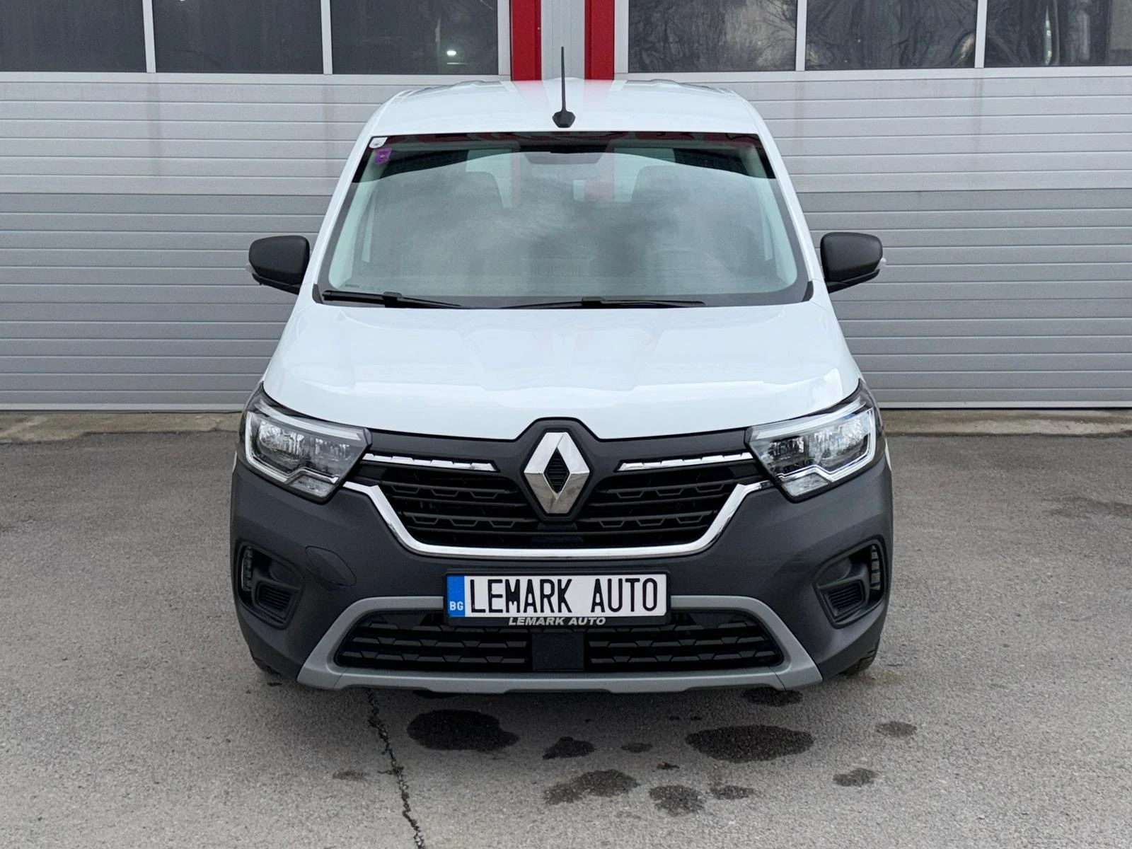 Renault Kangoo 1.5DCI NAVI KLIMATRONIK 6-СКОРОСТИ EVRO 6D N1  | Auto.bg — изображение 1