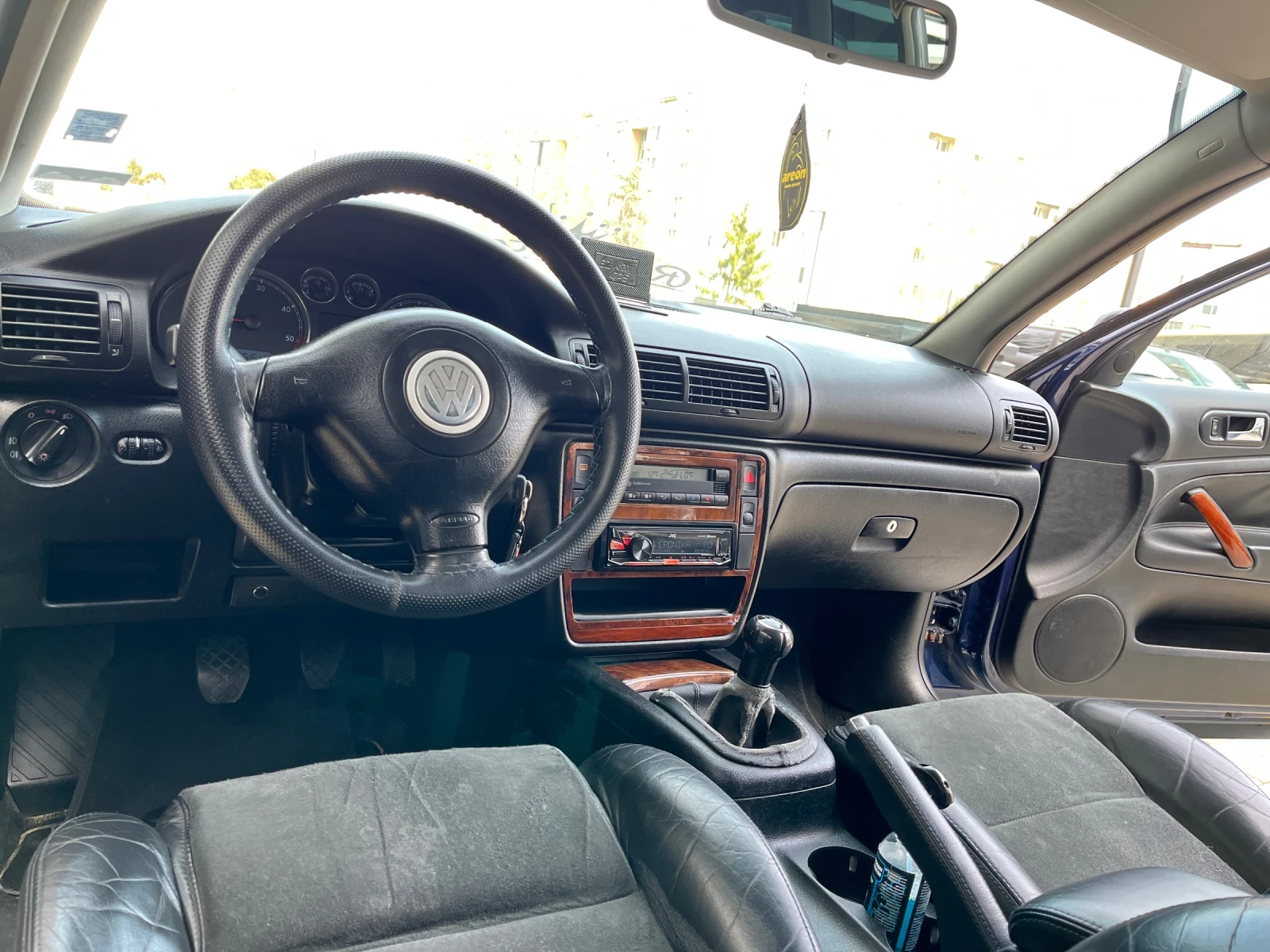 VW Passat 1.9TDI/131/6/СКОРОСТА, снимка 11 - Автомобили и джипове - 54181054