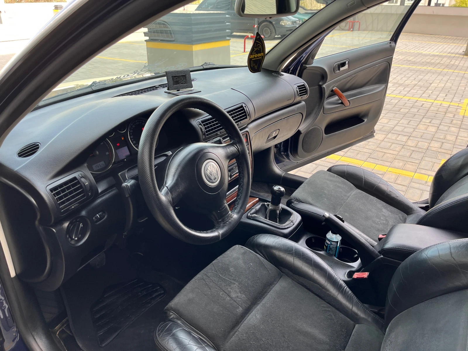 VW Passat 1.9TDI/131/6/СКОРОСТА, снимка 12 - Автомобили и джипове - 54181054