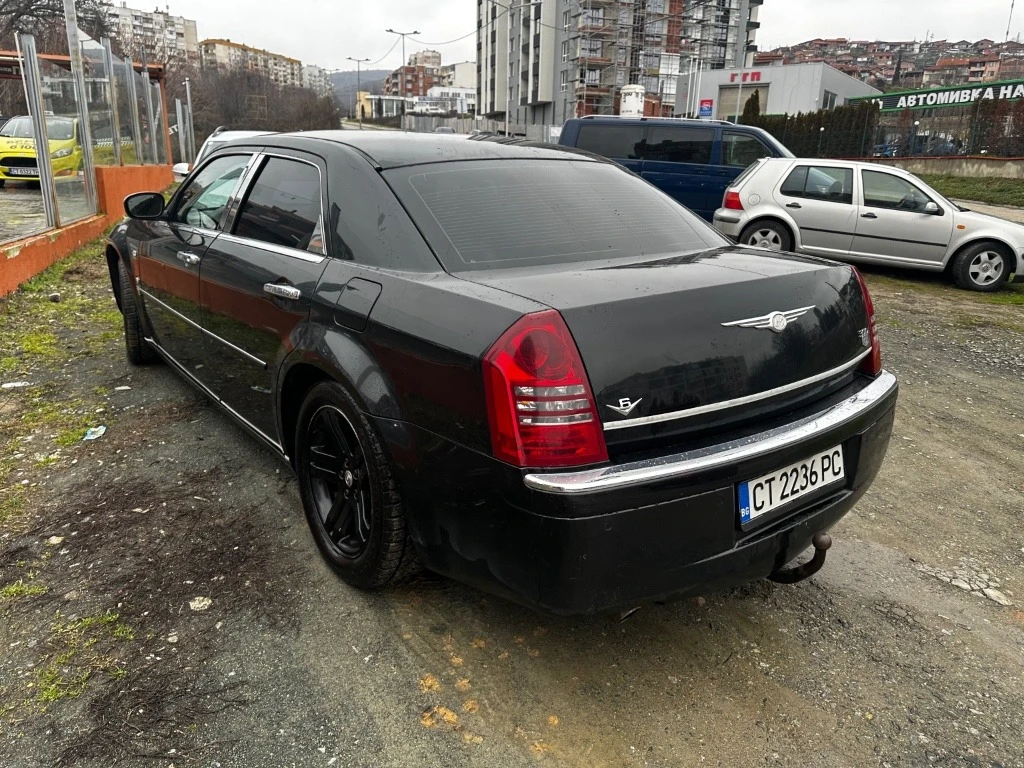 Chrysler 300c 3.0 CRD, снимка 5 - Автомобили и джипове - 54233868