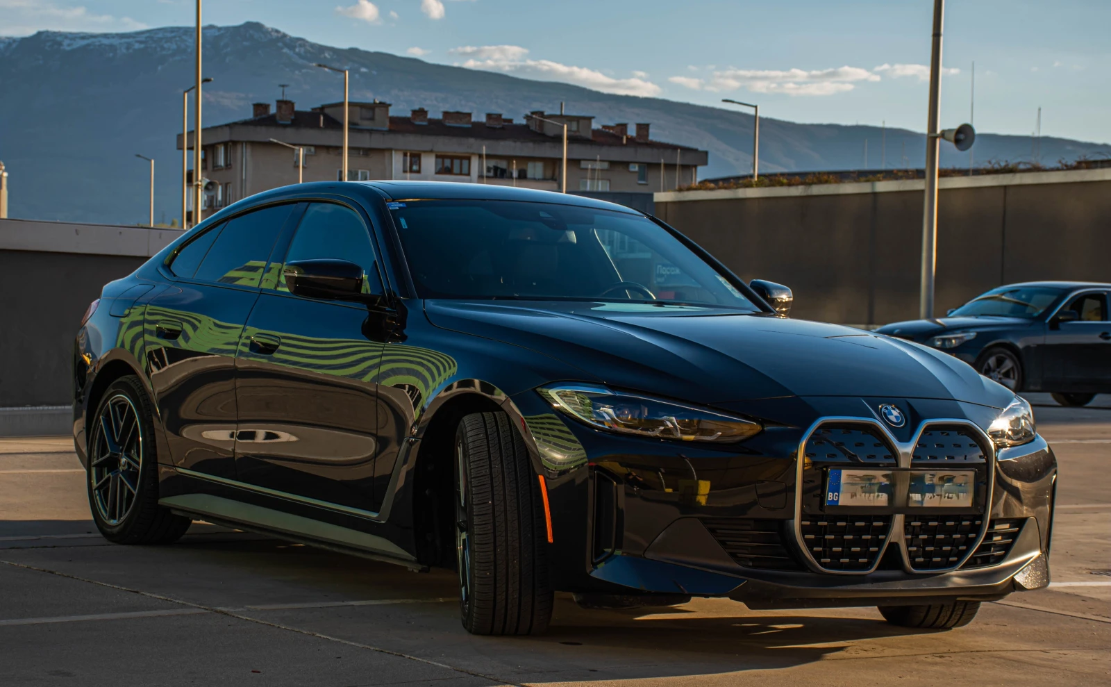 BMW i4 eDrive35 | Mobile.bg � ����������� 6