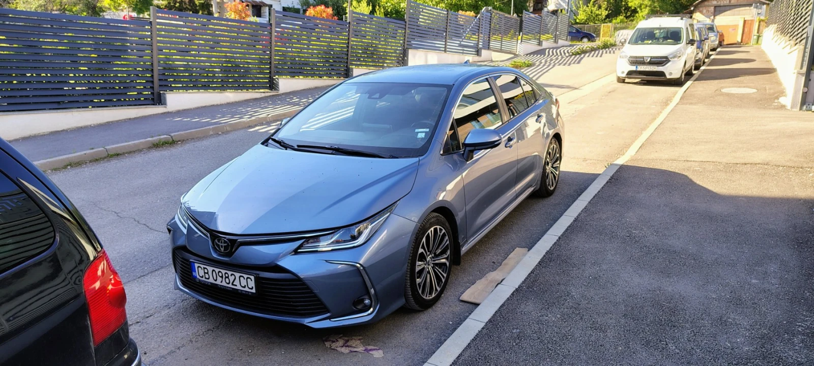 Toyota Corolla Executive Plus MY21 1.5 TNGA, снимка 3 - Автомобили и джипове - 54561922