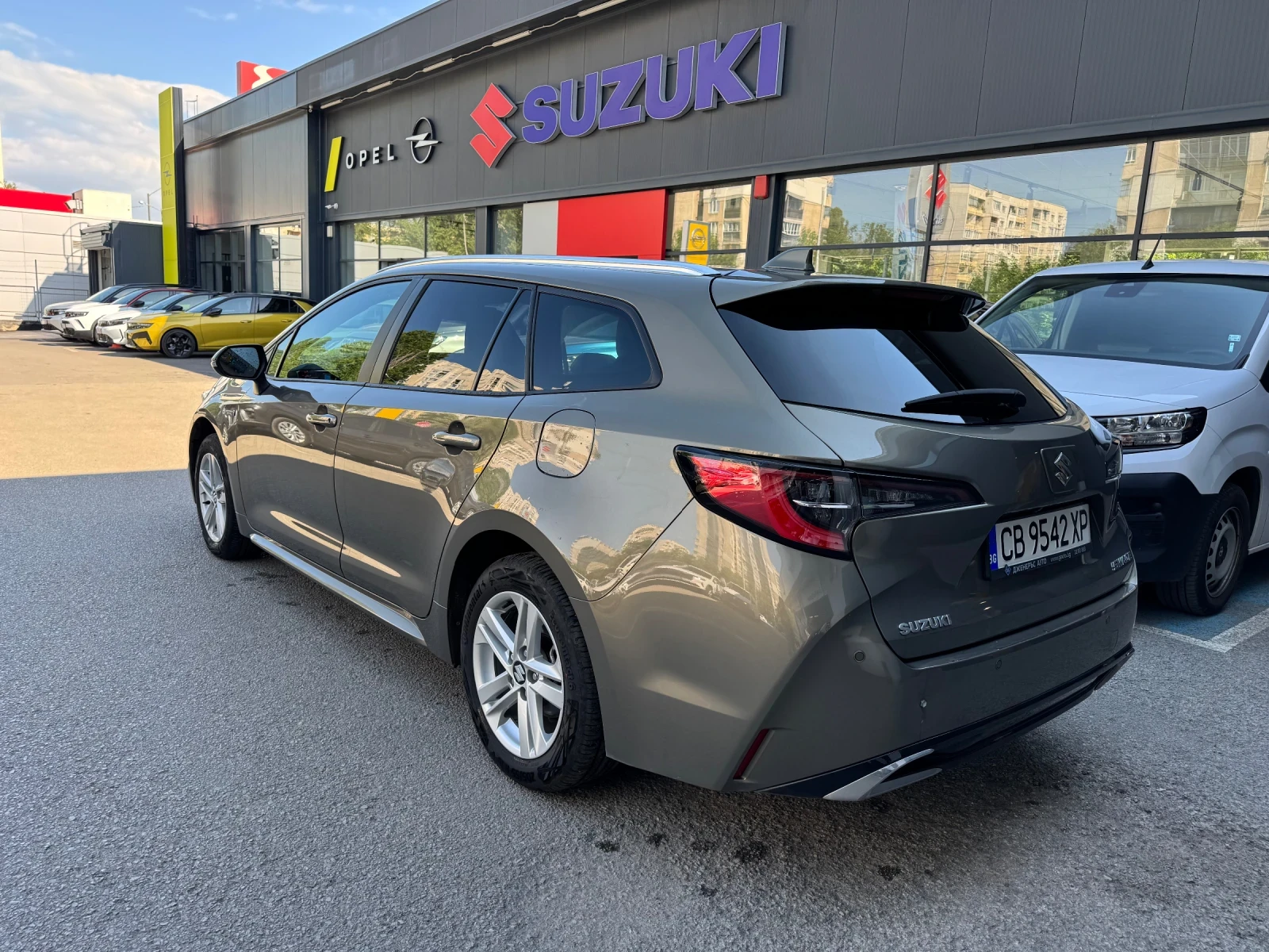 Suzuki Swace GLX FULL HYBRID Гаранционен, снимка 6 - Автомобили и джипове - 54966558