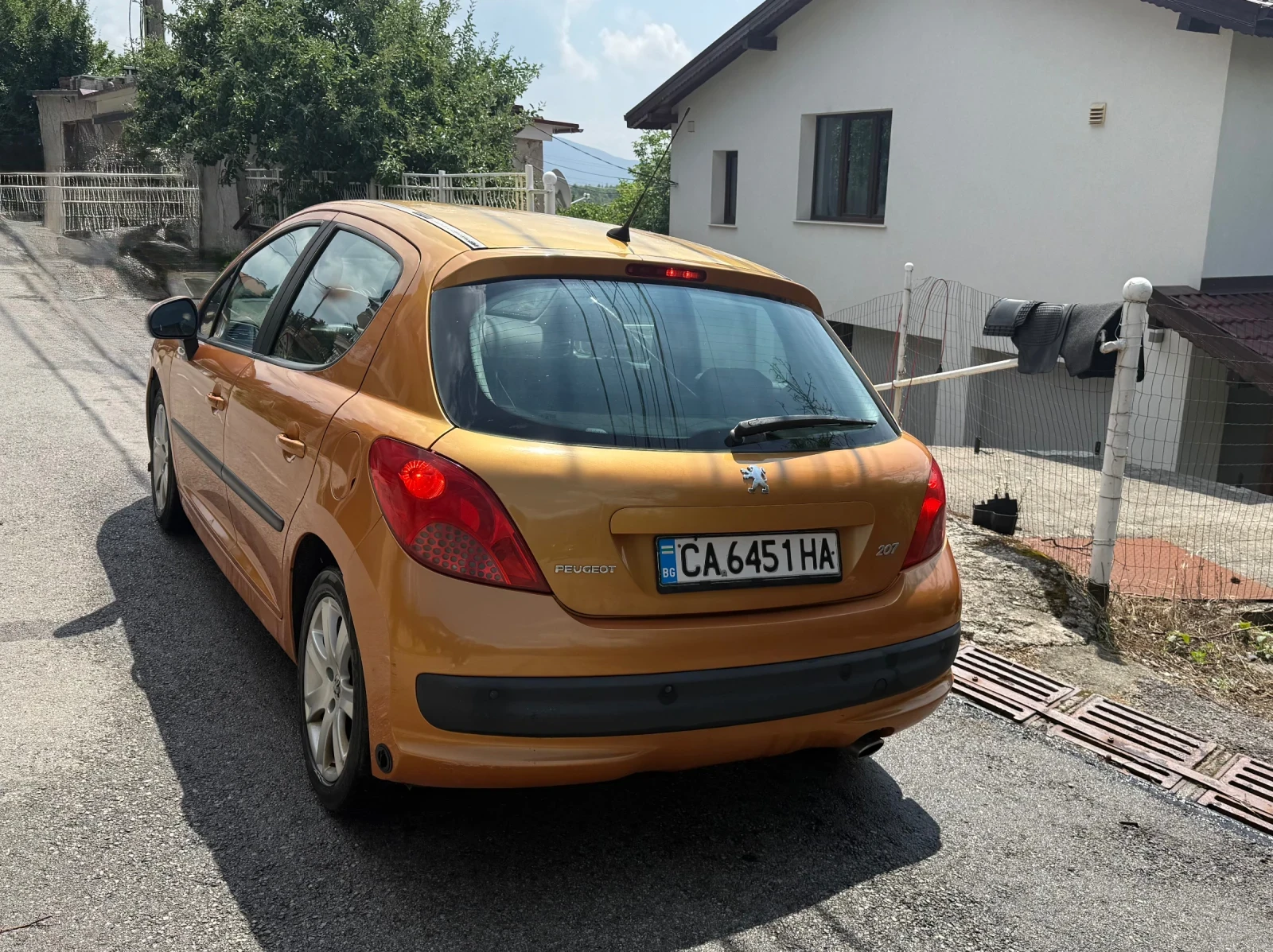 Peugeot 207, снимка 8 - Автомобили и джипове - 55192113