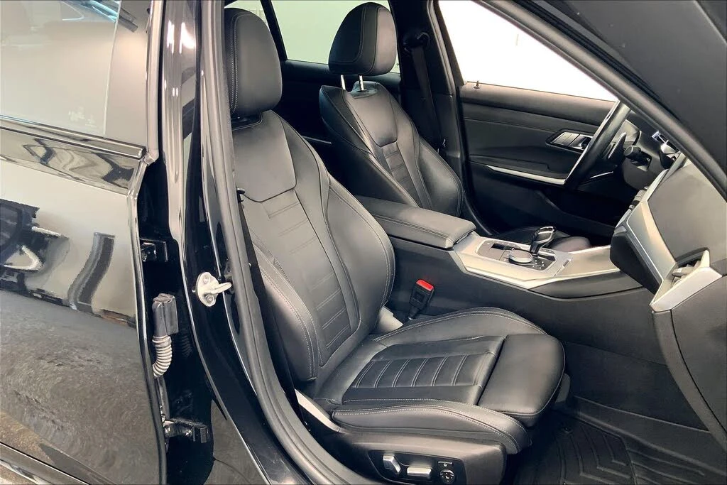 BMW 340 i xDrive* HARMAN KARDON* LASER* DISTRONIC* ХЕДЪП* , снимка 10 - Автомобили и джипове - 55661822