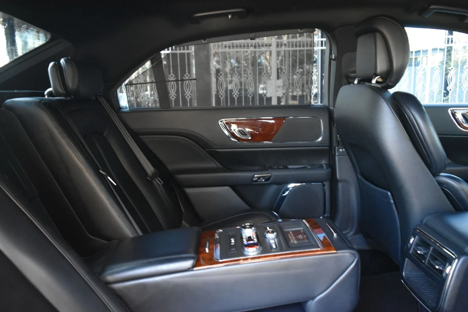 Lincoln Continental | Mobile.bg � ����������� 17