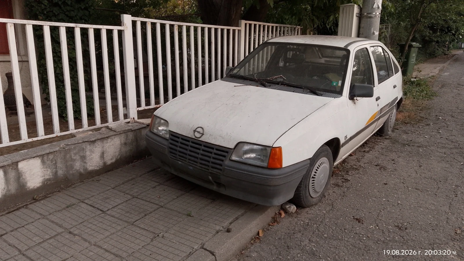Opel Kadett, снимка 6 - Автомобили и джипове - 55737769