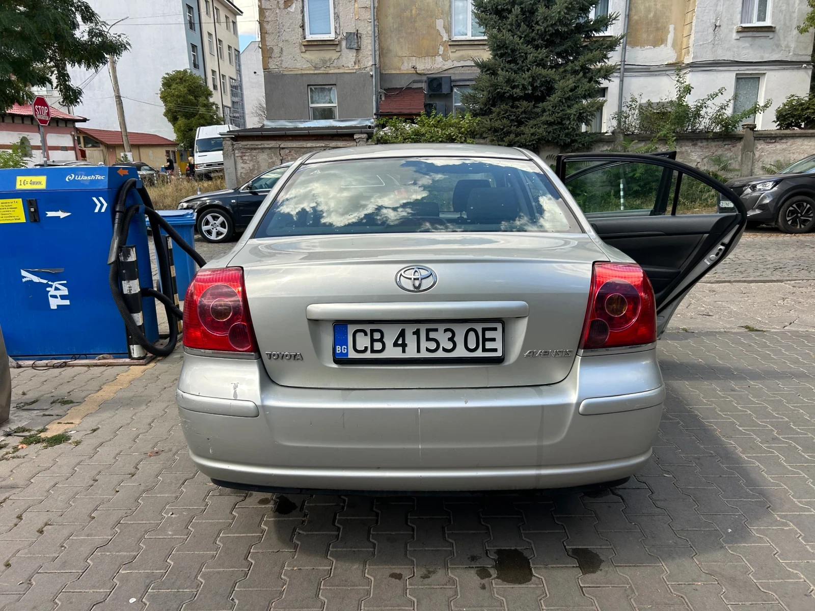 Toyota Avensis, снимка 4 - Автомобили и джипове - 55950294