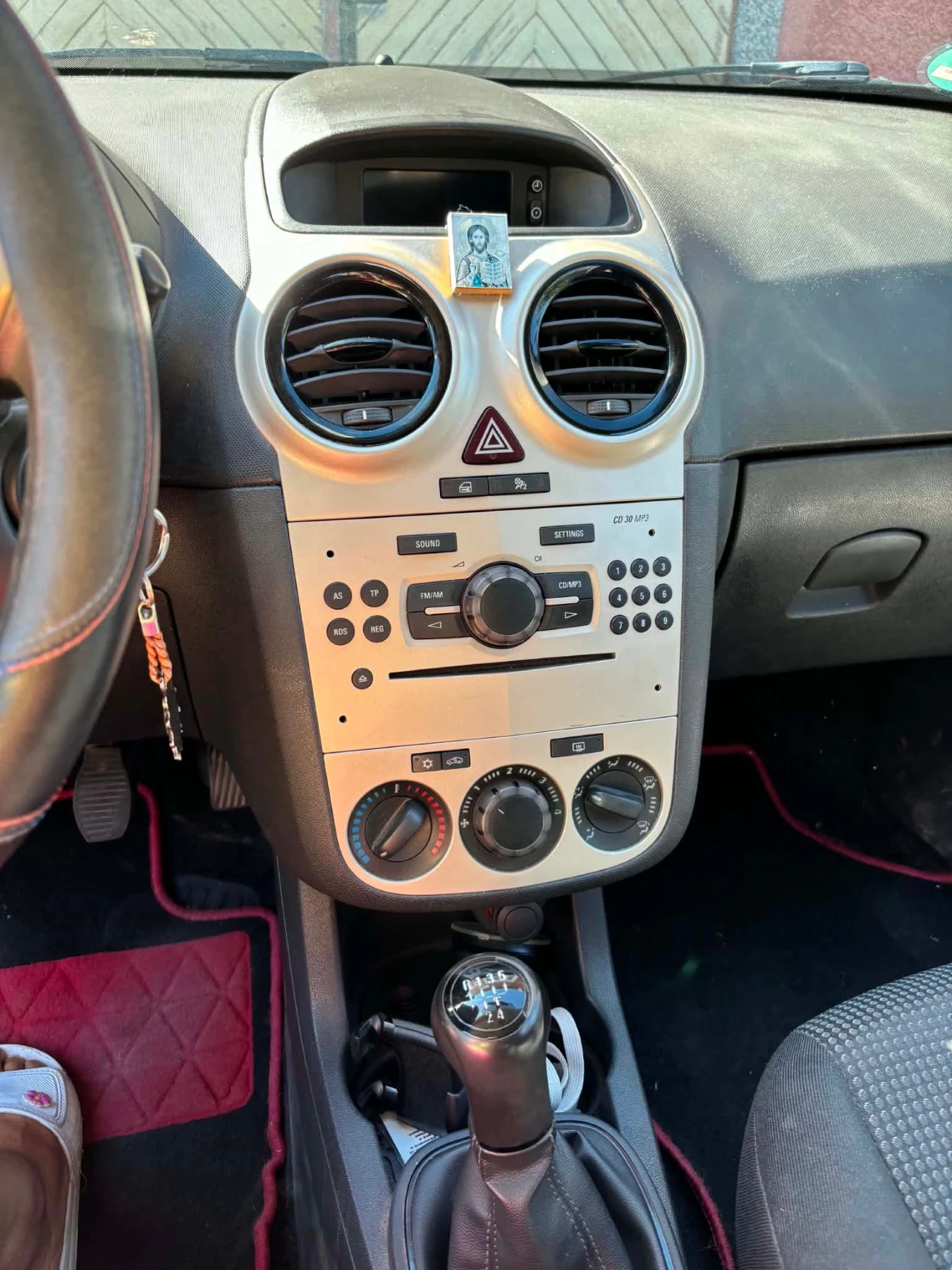 Opel Corsa, снимка 3 - Автомобили и джипове - 55993056