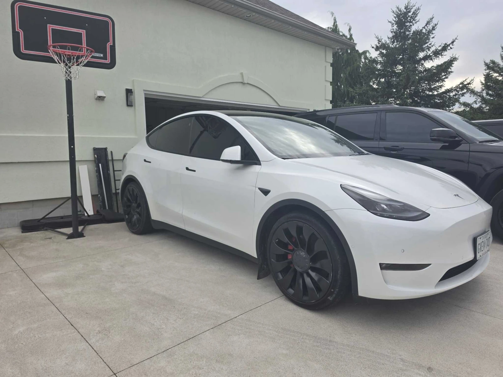 Tesla Model Y * Performance * CARFAX * БЕЗ ПЪРВОНАЧАЛНА ВНОСКА, снимка 3 - Автомобили и джипове - 56068513