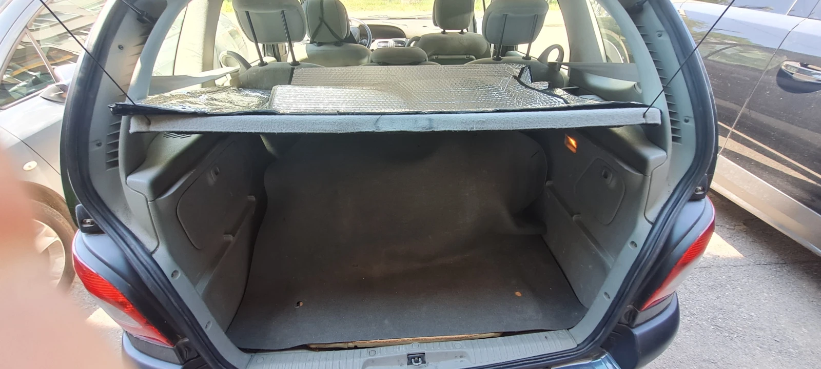 Renault Scenic, снимка 8 - Автомобили и джипове - 56231821