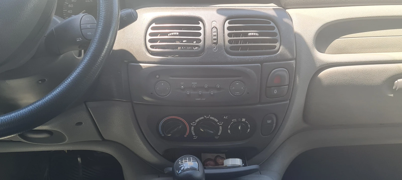 Renault Scenic, снимка 4 - Автомобили и джипове - 56231821
