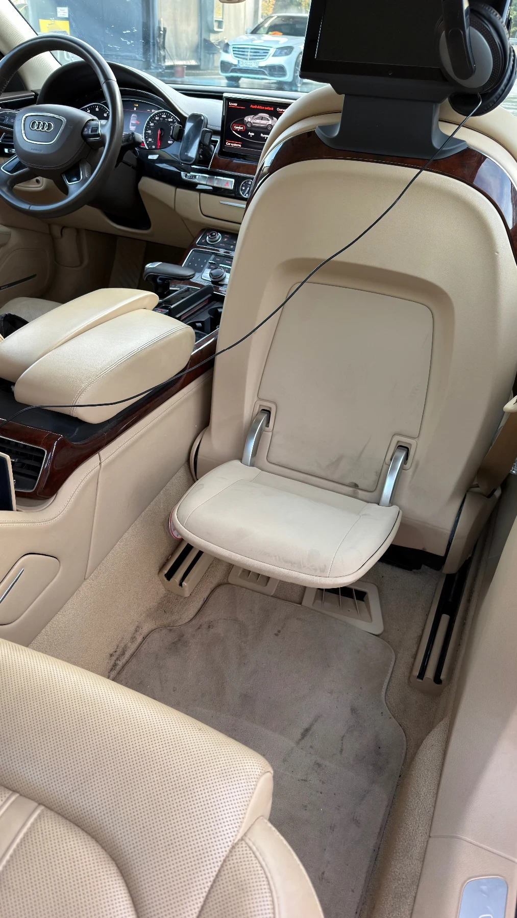 Audi A8, снимка 13 - Автомобили и джипове - 56405719