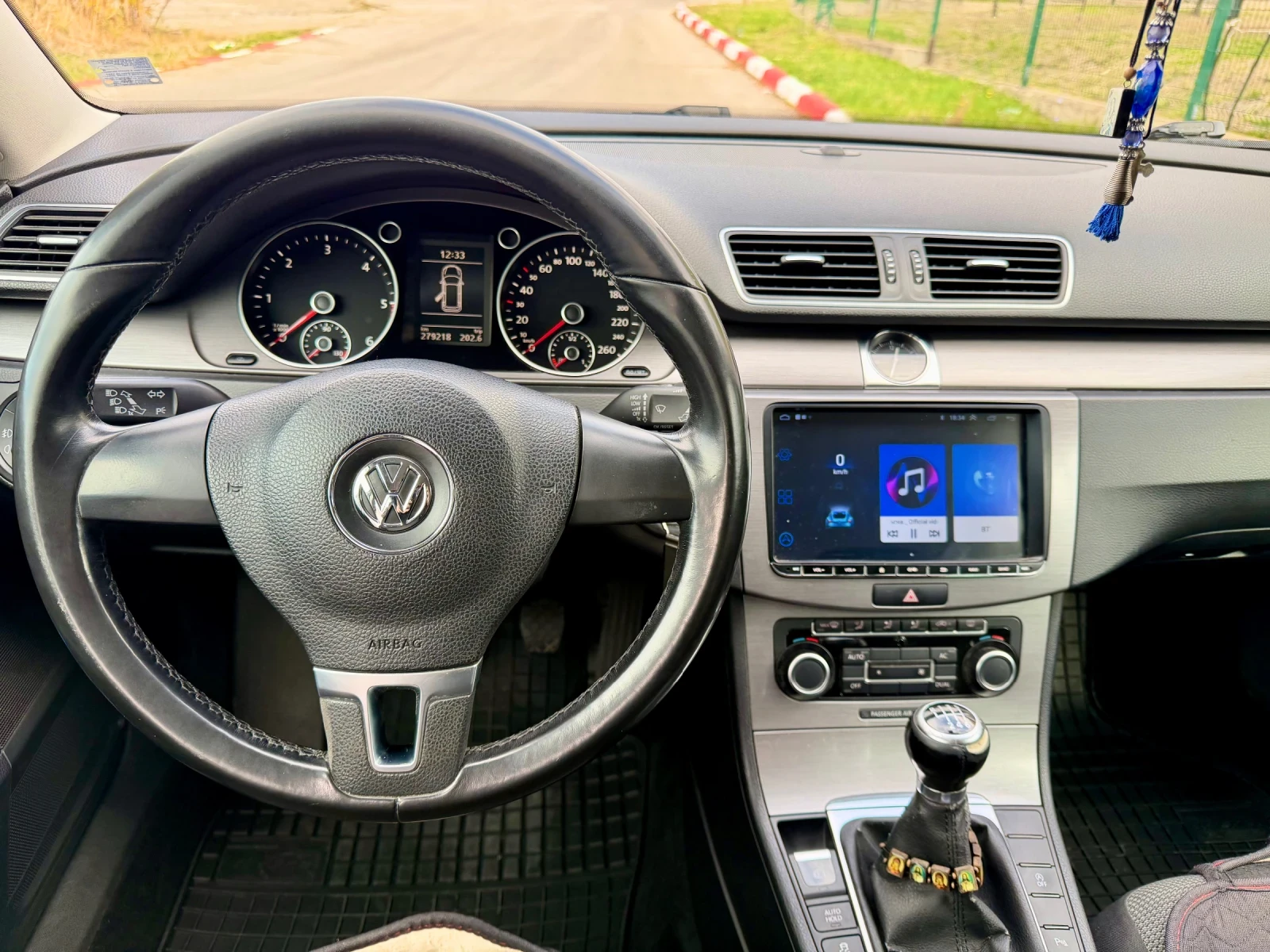 VW Passat 2.0 TDI, снимка 7 - Автомобили и джипове - 56728034