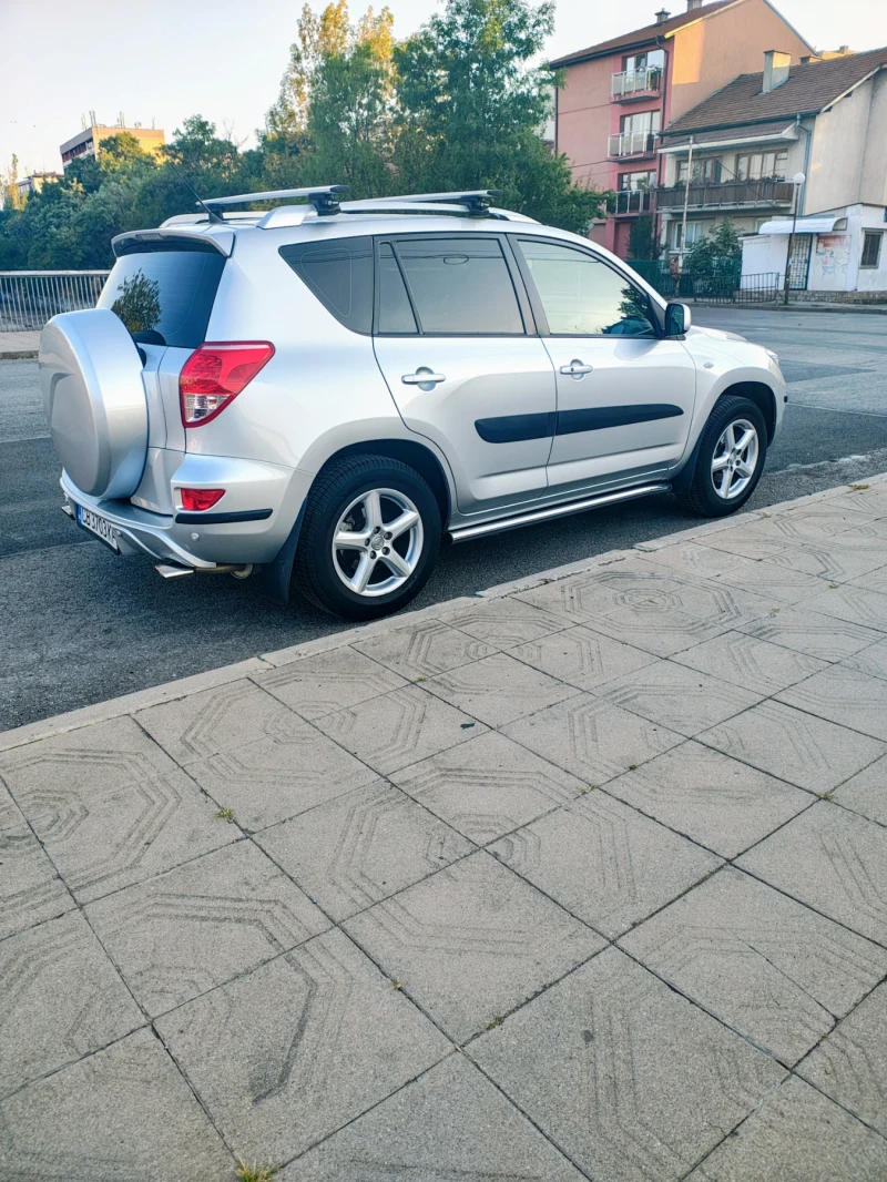 Toyota Rav4 2.0 VVT-I TTE GAS, снимка 3 - Автомобили и джипове - 52397378