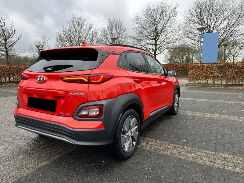 Hyundai Kona 64KwH, снимка 4 - Автомобили и джипове - 48402899