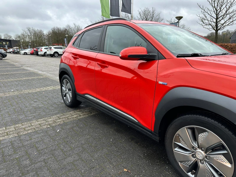 Hyundai Kona 64KwH, снимка 3 - Автомобили и джипове - 48402899