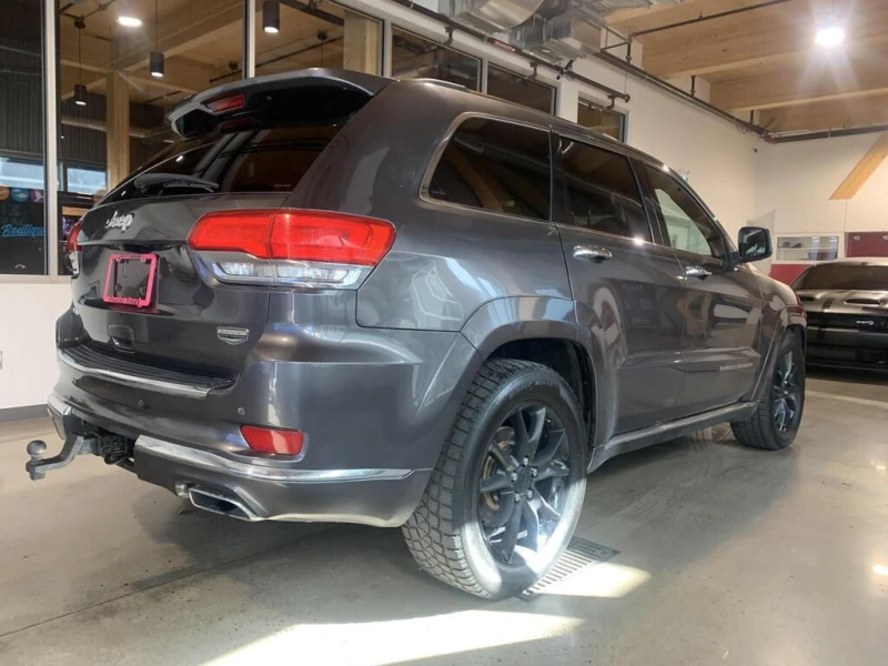 Jeep Grand cherokee Summit* Пано* Камера* Подгрев, снимка 2 - Автомобили и джипове - 52317925