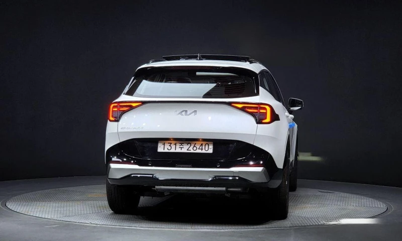 Kia Sportage Gasoline 1.6 Turbo 2WD Signature, снимка 4 - Автомобили и джипове - 51993090