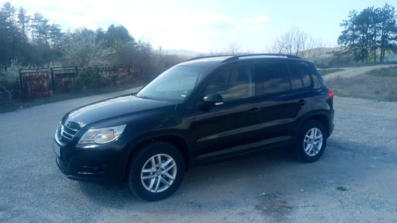 VW Tiguan, снимка 5 - Автомобили и джипове - 52375642