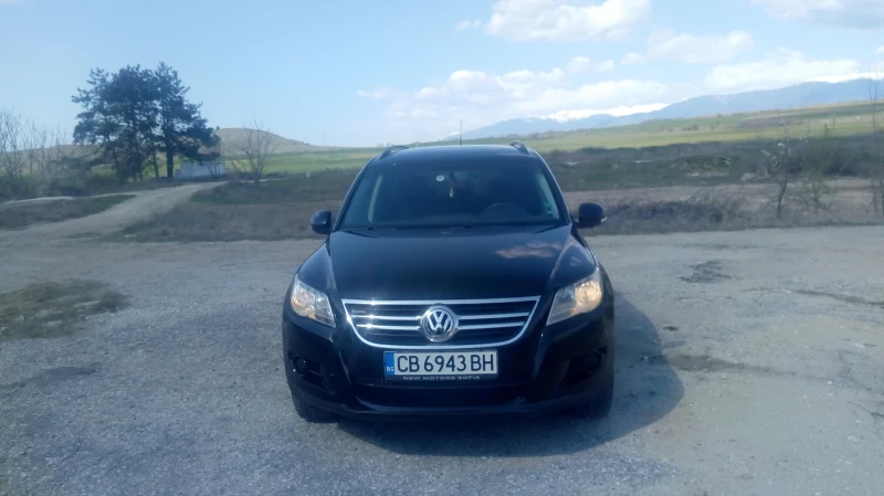 VW Tiguan, снимка 4 - Автомобили и джипове - 52375642