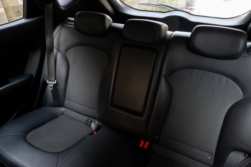 Hyundai IX35, снимка 12 - Автомобили и джипове - 53565387