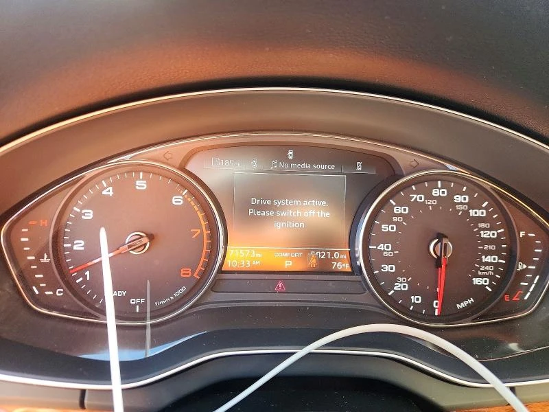 Audi Q5 2.0T* PREMIUM* ПОДГРЕВ* КАМЕРА* КЕЙЛЕС* ДИСТРОНИК*, снимка 8 - Автомобили и джипове - 53246899