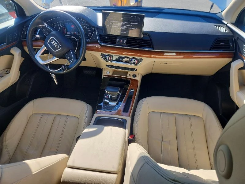 Audi Q5 2.0T* PREMIUM* ПОДГРЕВ* КАМЕРА* КЕЙЛЕС* ДИСТРОНИК*, снимка 7 - Автомобили и джипове - 53246899