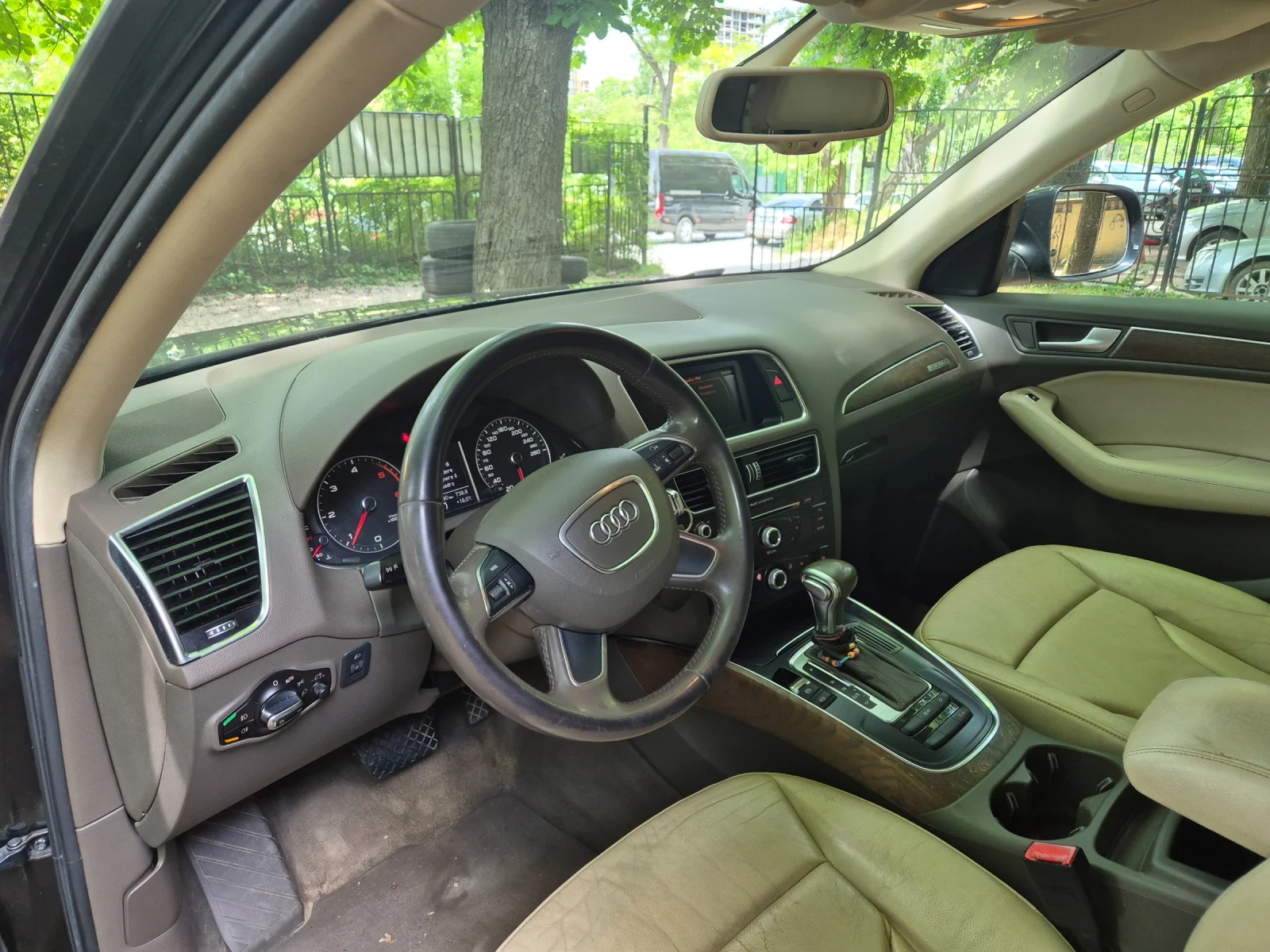 Audi Q5 2.0 TDI 177 k.c, снимка 9 - Автомобили и джипове - 53663332