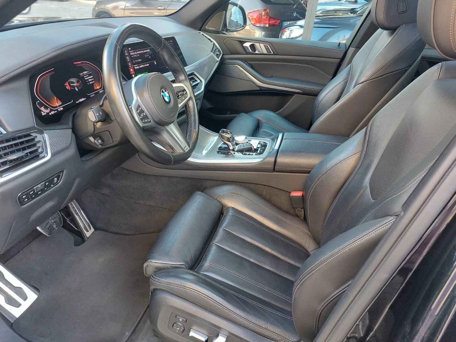 BMW X5 M PAKET/LAZER/PANORAMA / HARMAN KARDON / 7 МЕСТНА - изображение 6