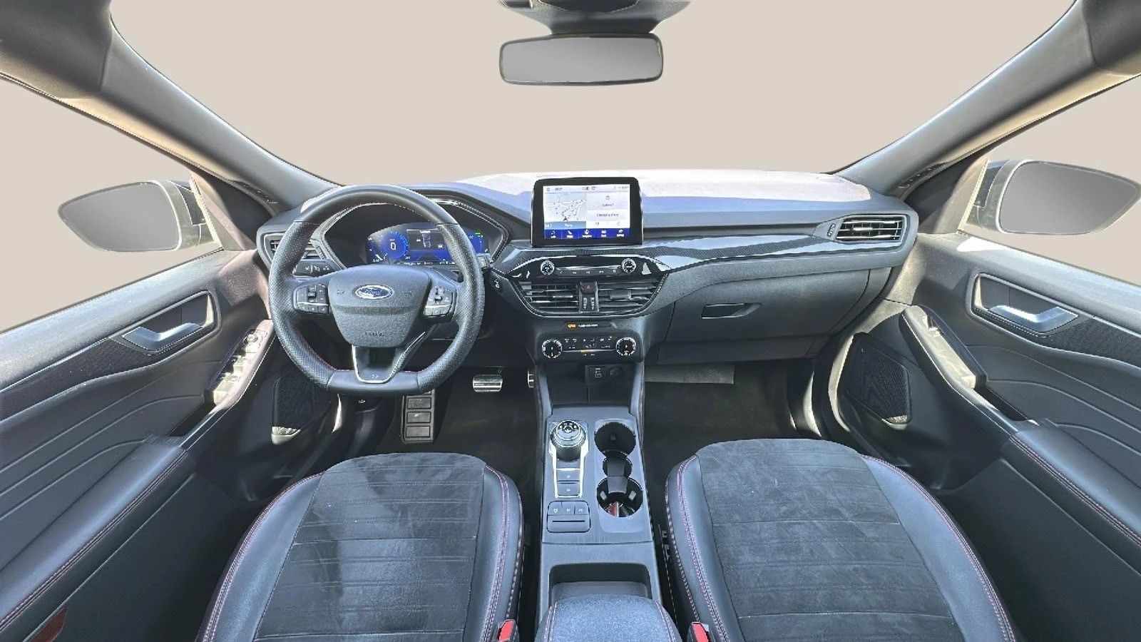 Ford Kuga 2.5 PHEV - изображение 8