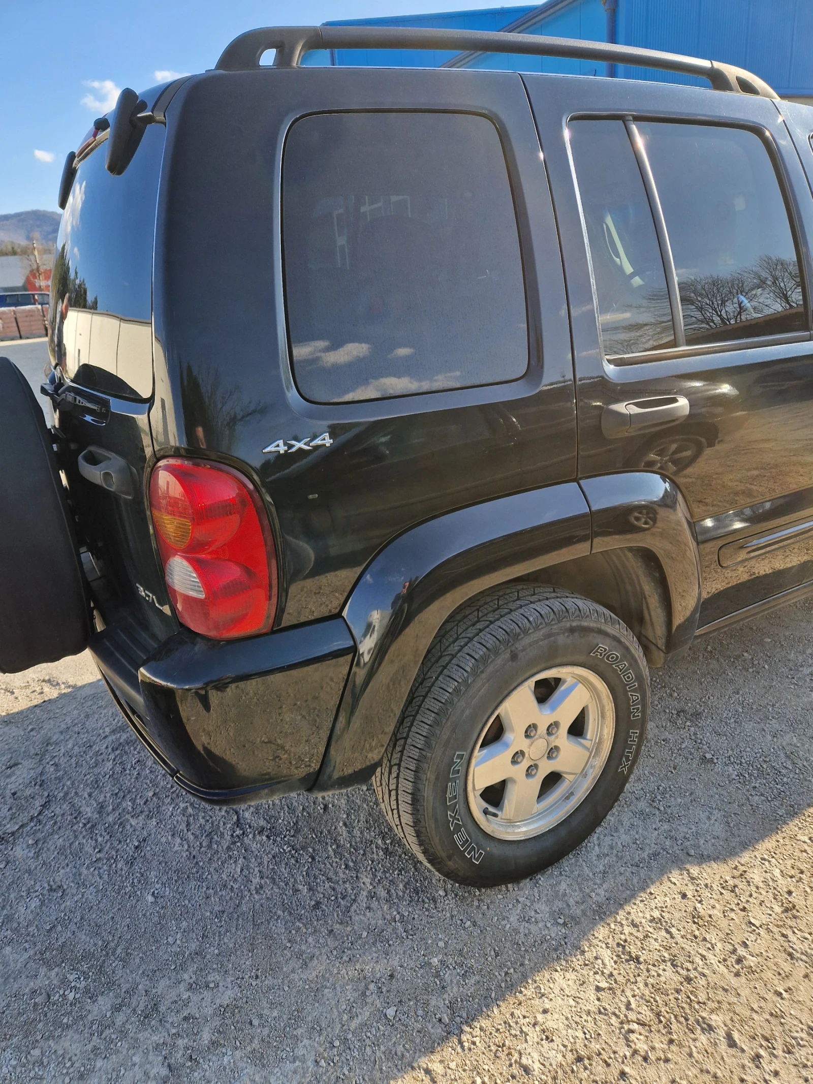 Jeep Cherokee  - изображение 3