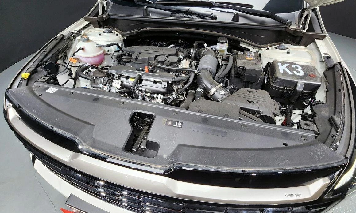 Kia Sportage Gasoline 1.6 Turbo 2WD Signature - изображение 6