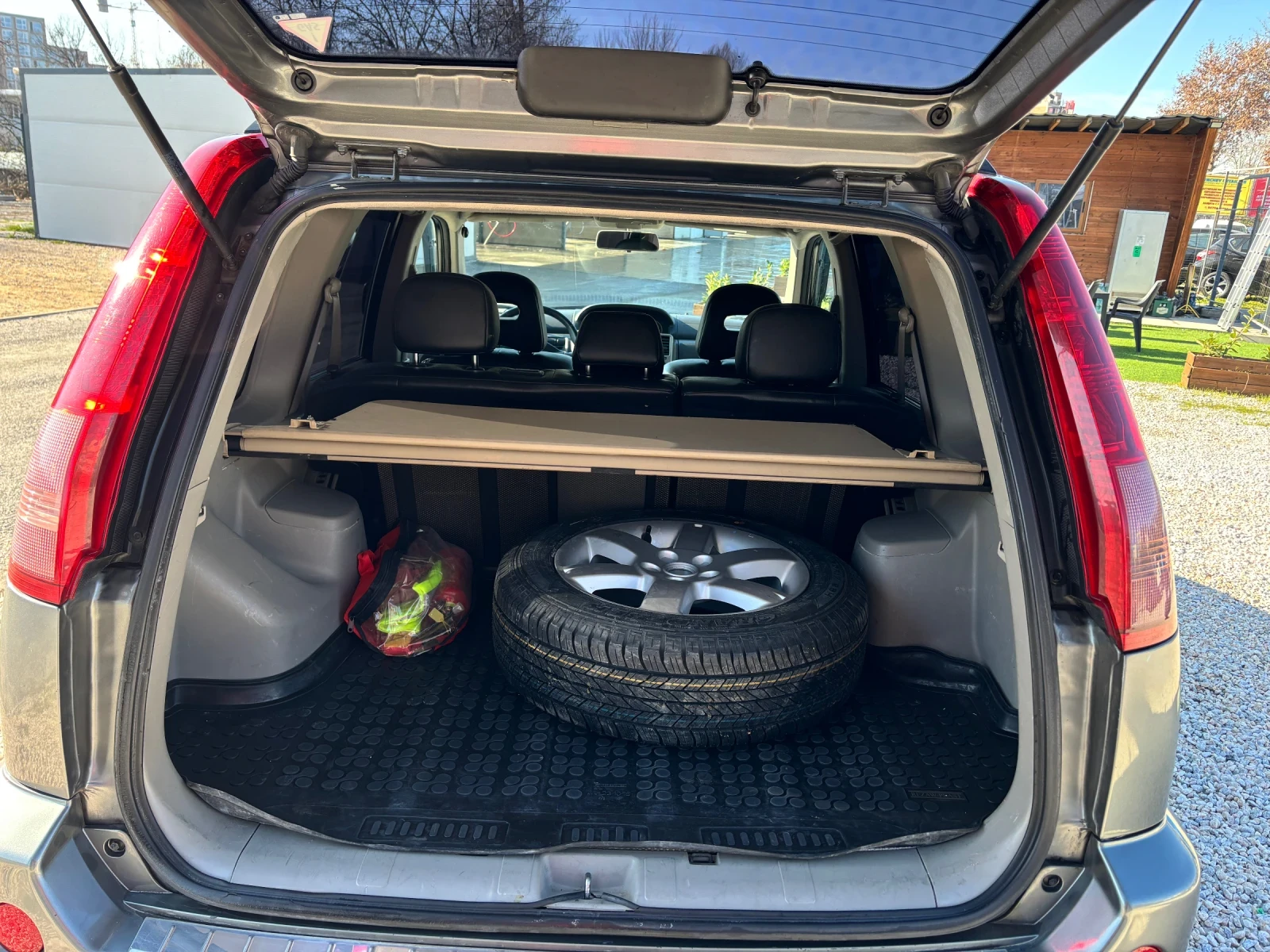 Nissan X-trail 4х4 бензин газ, кожа, навигация, панорама, подгрев - изображение 9