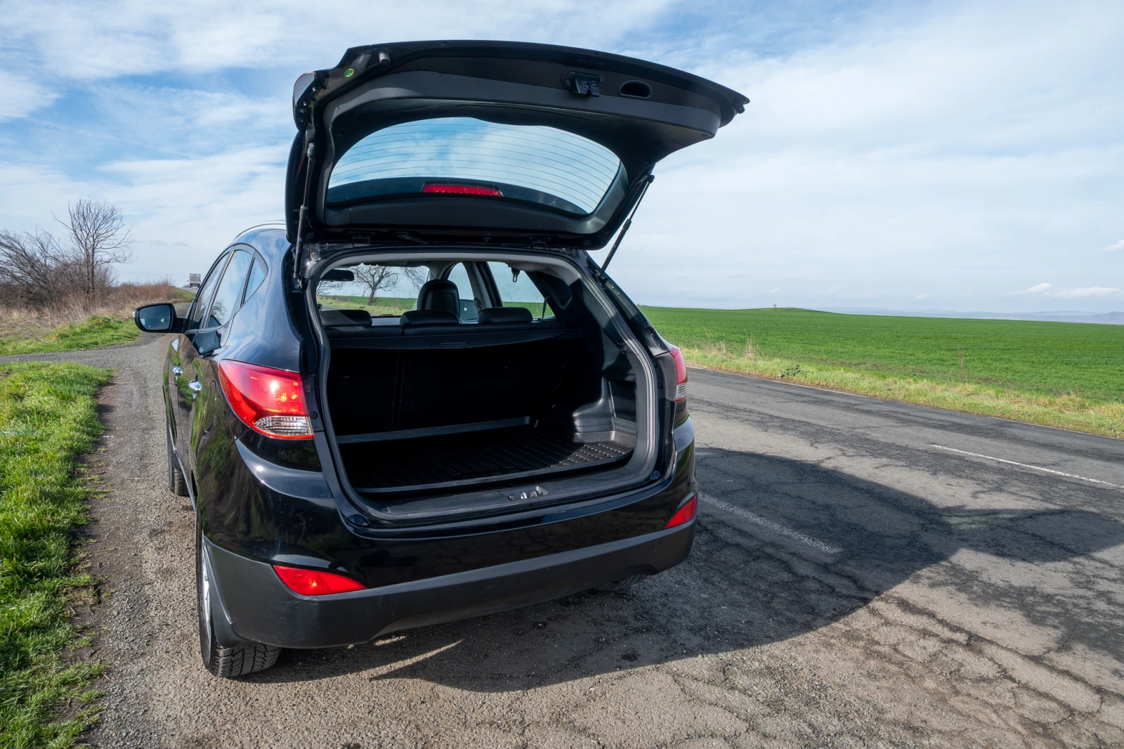 Hyundai IX35 2.0 CRDi 4x4, снимка 15 - Автомобили и джипове - 53565387