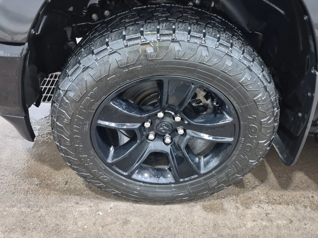 Dodge RAM 1500 * SPORT CREW CAB SHORT BED * CARFAX * ��� �������� | Mobile.bg � ����������� 17