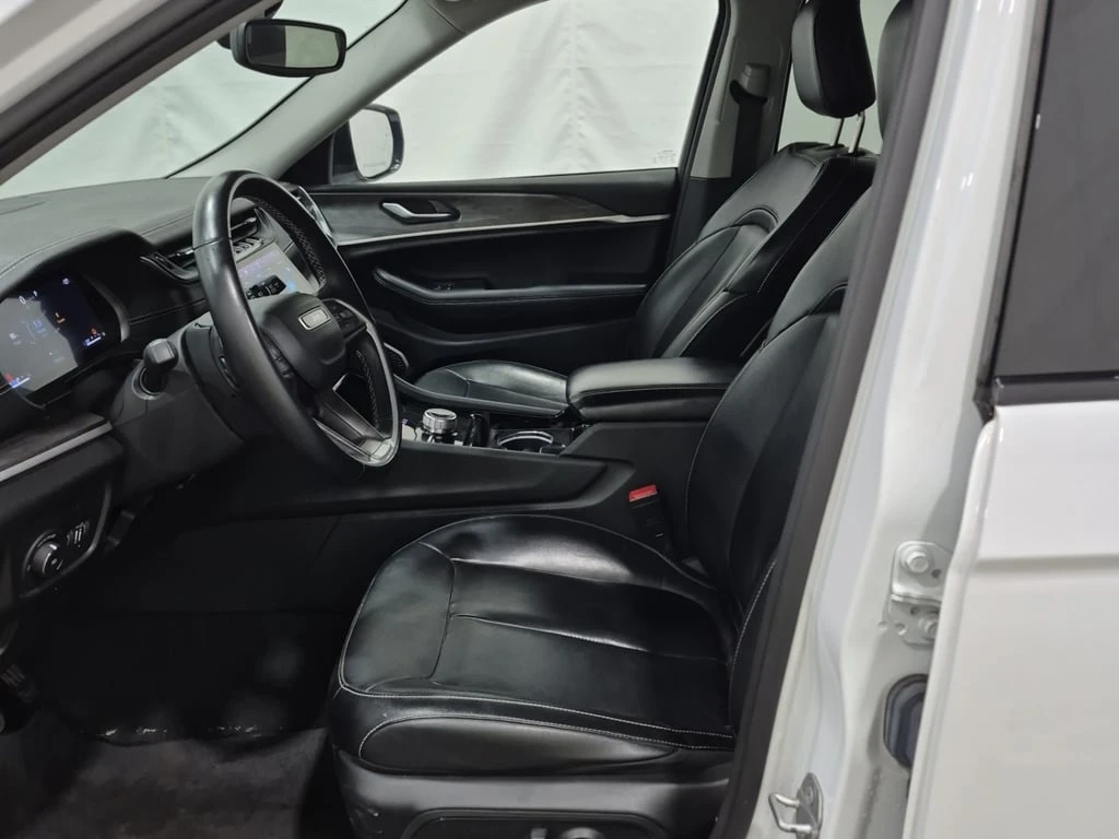 Jeep Grand cherokee LIMITED / ПОДГРЕВИ / 360 КАМЕРА / ПАНОРАМА - изображение 9