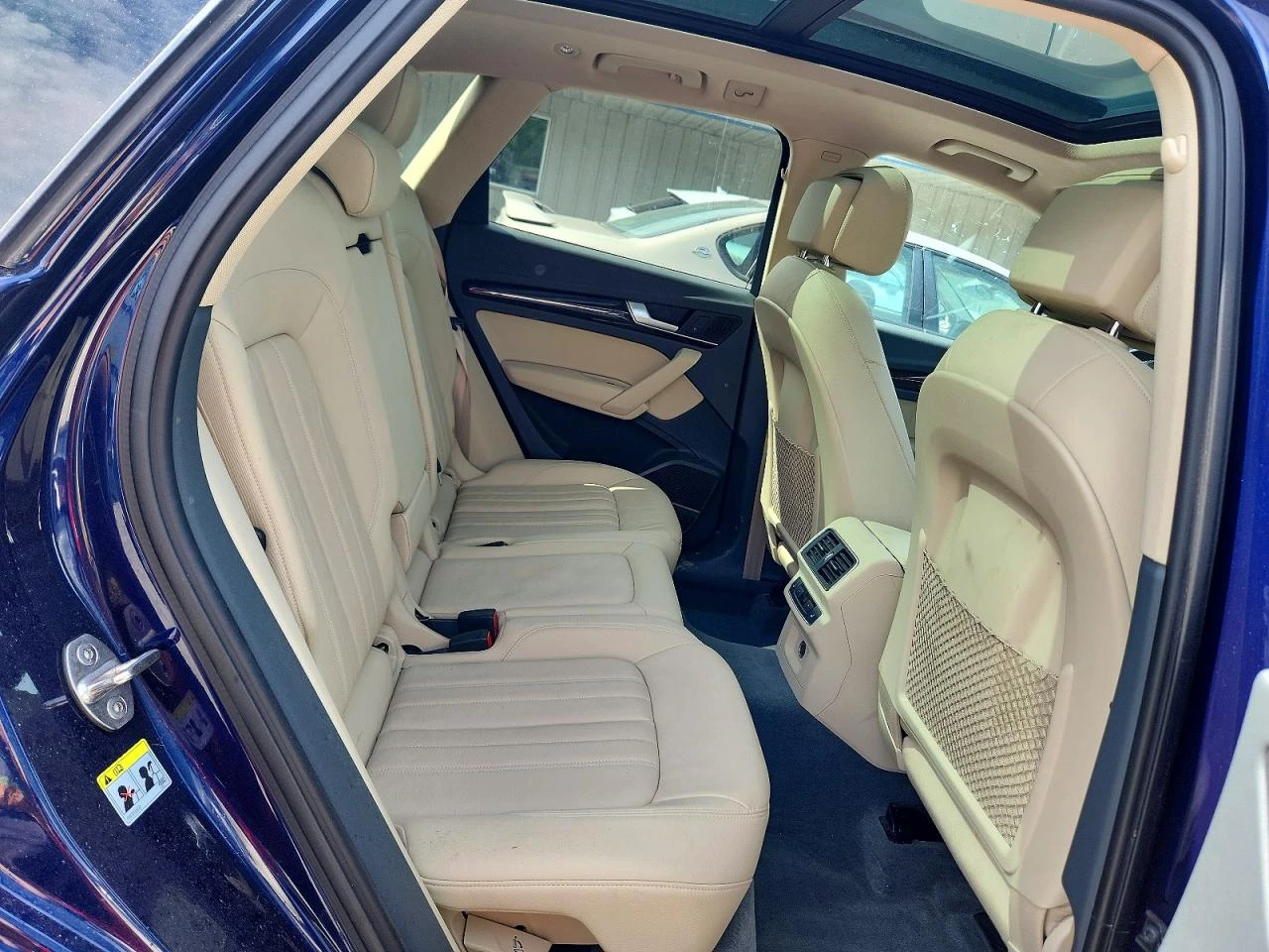 Audi Q5 2.0l Premium Plus, снимка 11 - Автомобили и джипове - 54881769