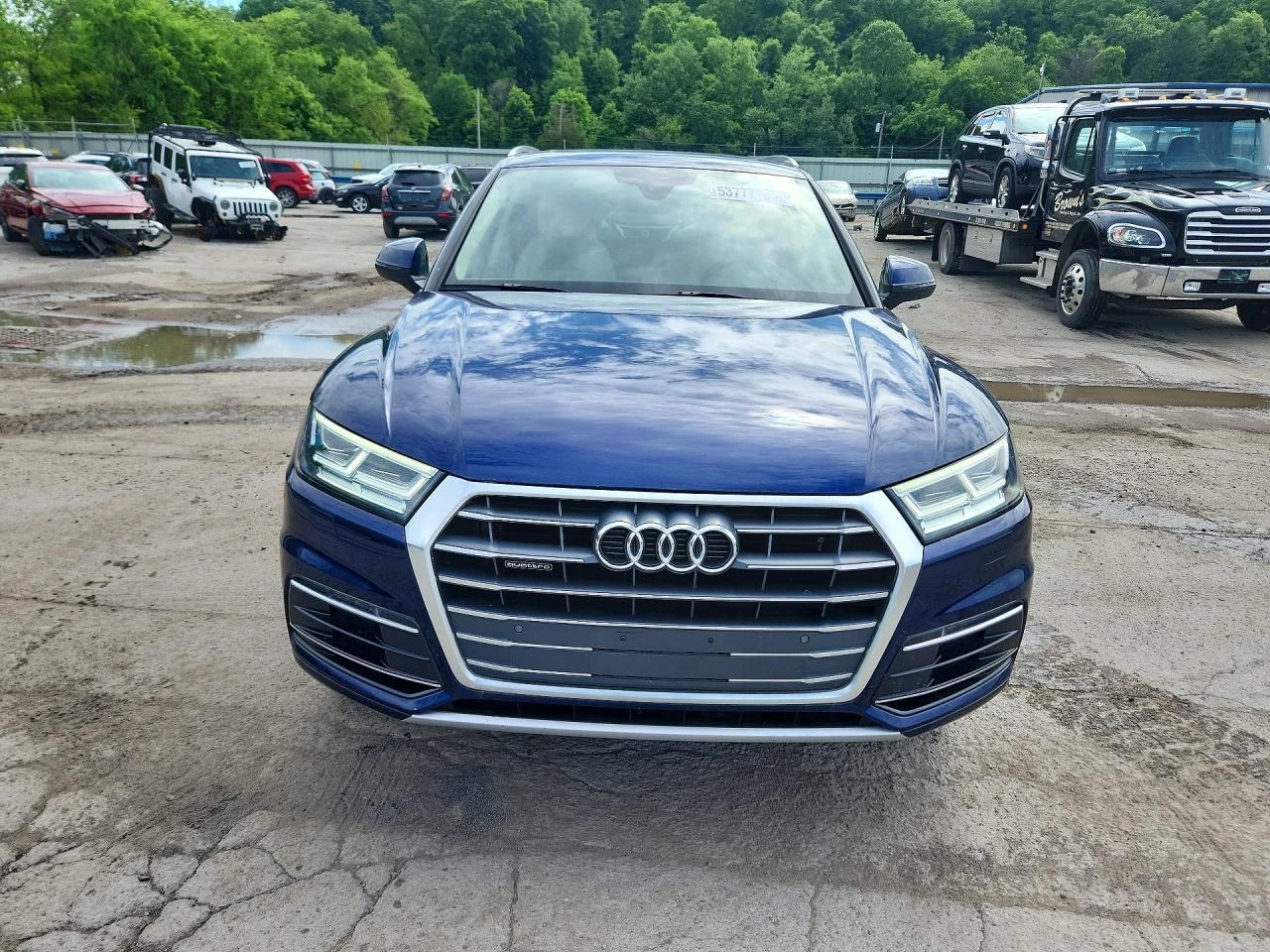 Audi Q5 2.0l Premium Plus, снимка 5 - Автомобили и джипове - 54881769