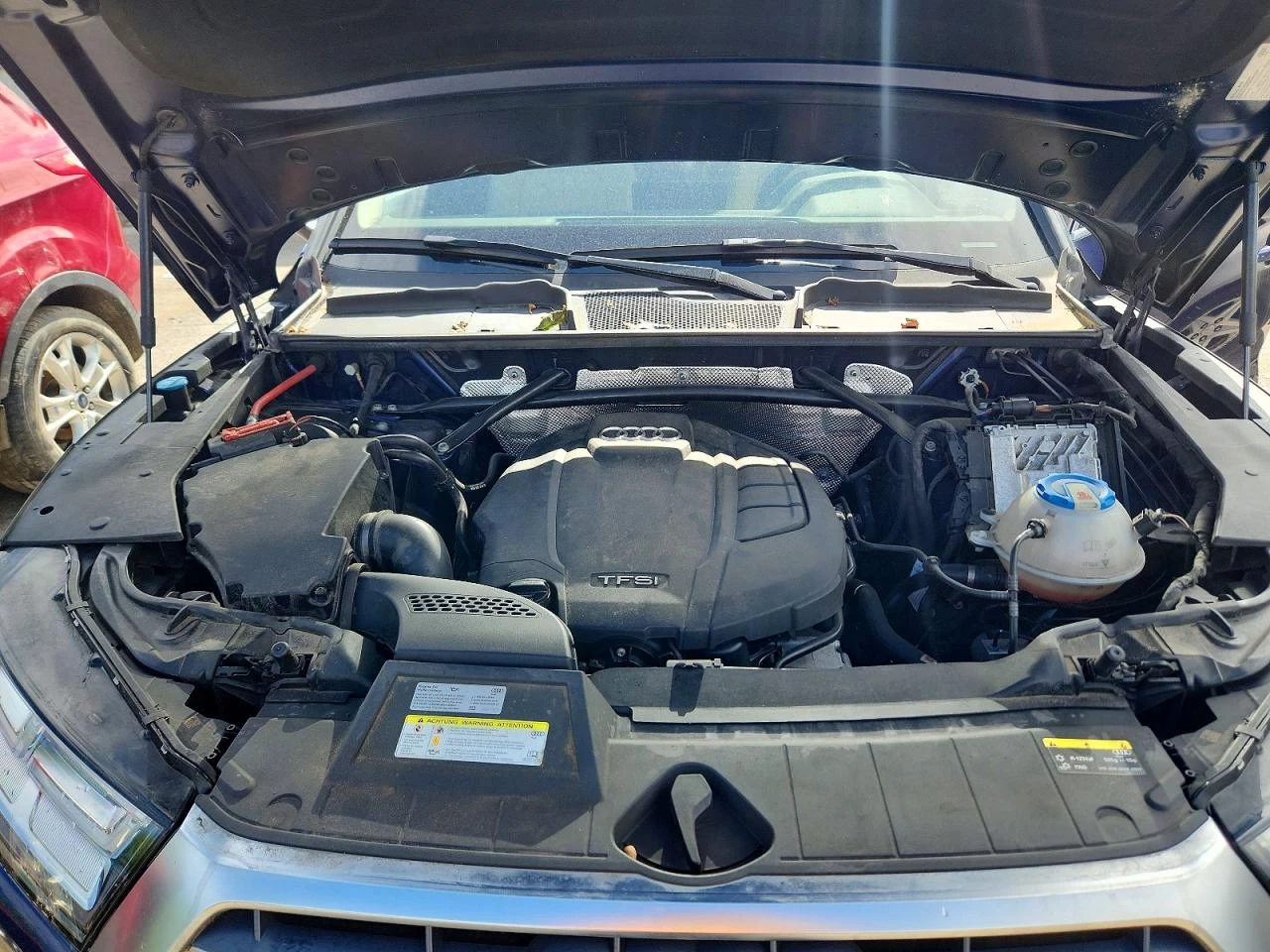Audi Q5 2.0l Premium Plus, снимка 12 - Автомобили и джипове - 54881769
