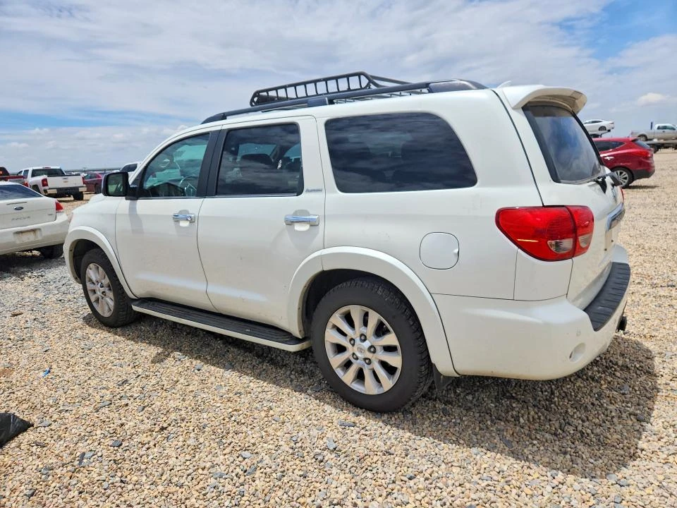Toyota Sequoia 4WD 5.7L FFV Platinum, снимка 4 - Автомобили и джипове - 54885195