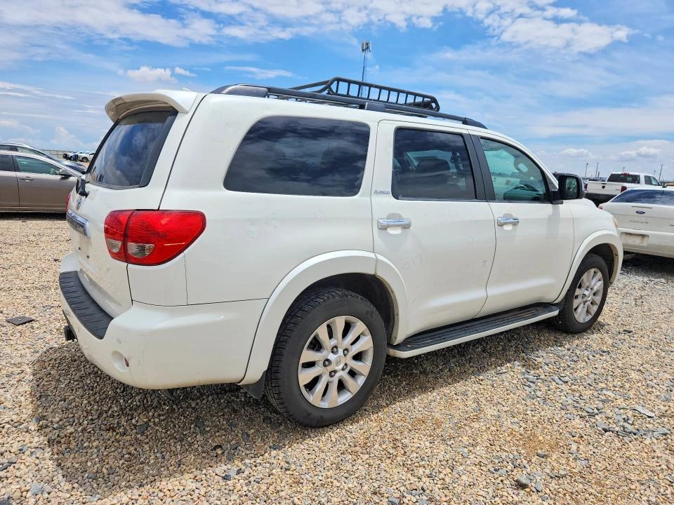 Toyota Sequoia 4WD 5.7L FFV Platinum, снимка 5 - Автомобили и джипове - 54885195