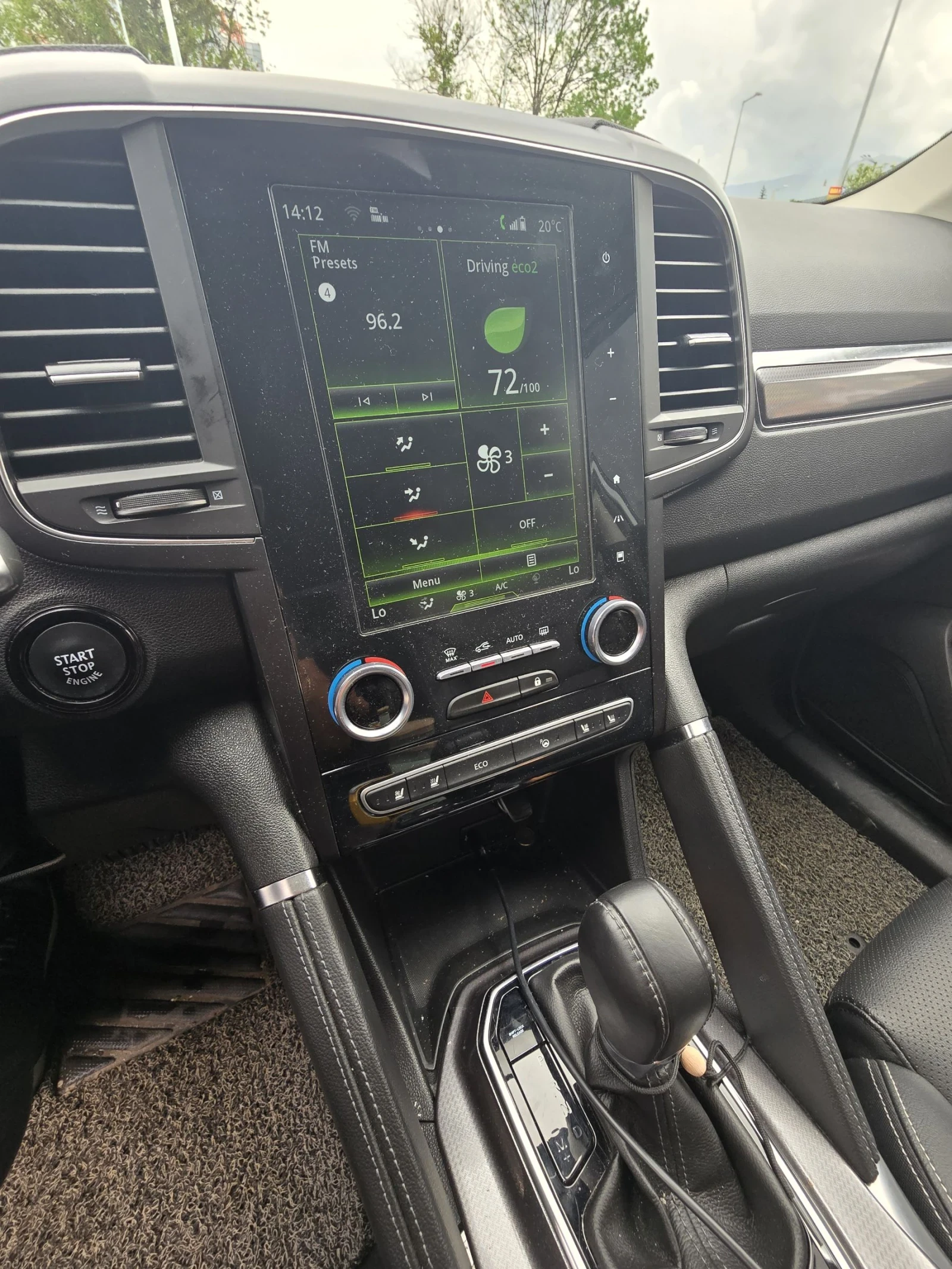 Renault Koleos 2.0 LPG, снимка 9 - Автомобили и джипове - 55164240